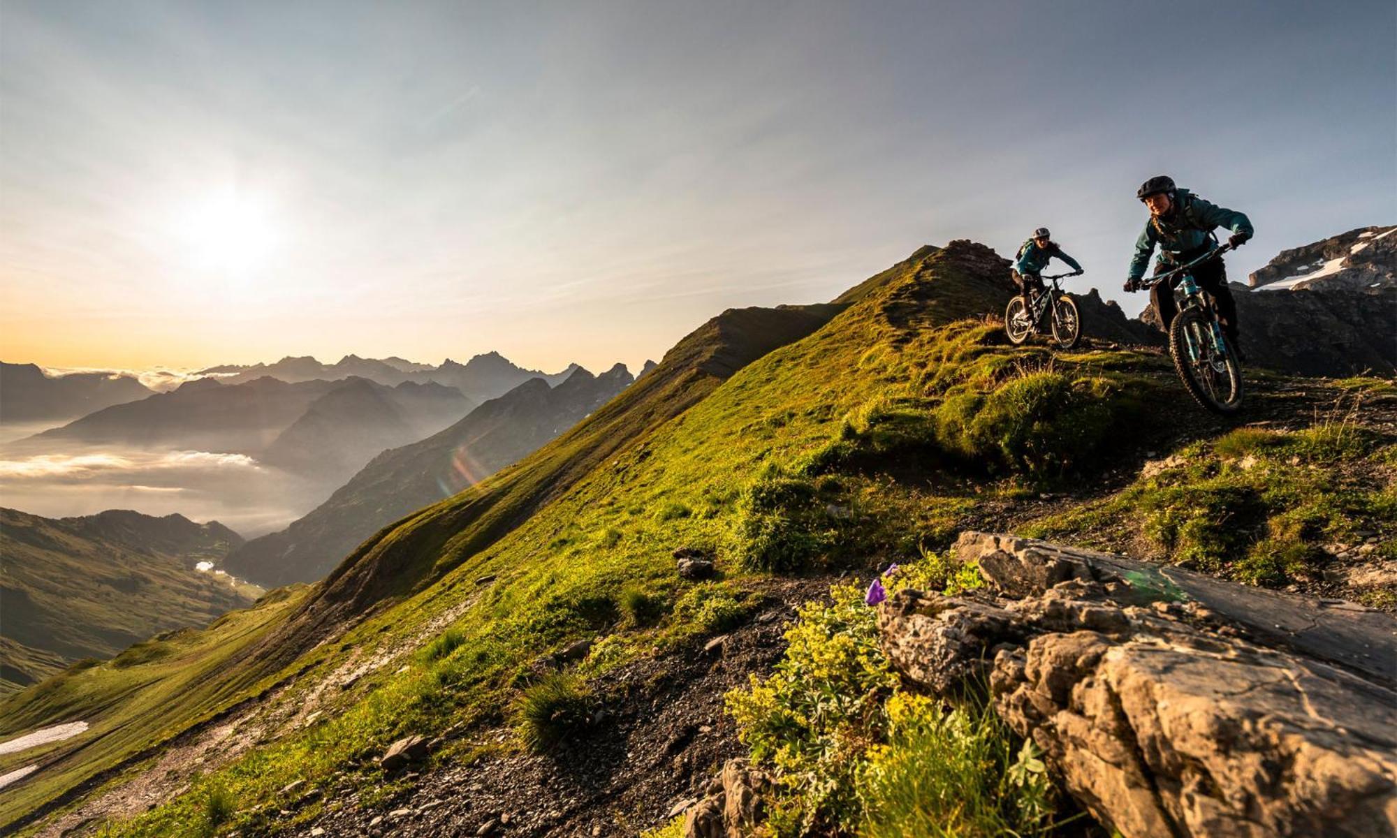 Отель Alpenclub Энгельберг Экстерьер фото