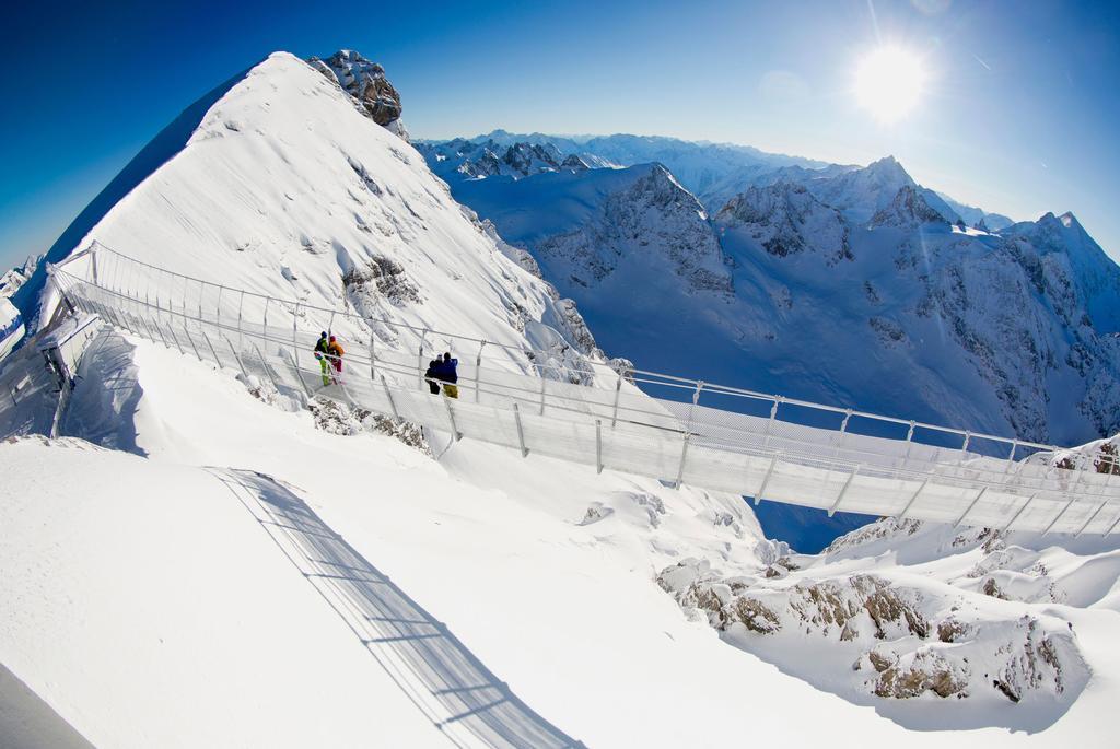 Отель Alpenclub Энгельберг Экстерьер фото