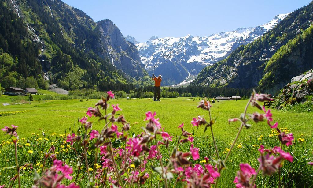 Отель Alpenclub Энгельберг Экстерьер фото